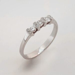Anello Trilogy Traversine in Oro bianco con Diamanti naturali