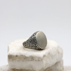Anello da uomo in Argento 925‰ con incisione motivi floreali